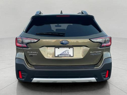 2022 Subaru Outback Touring XT