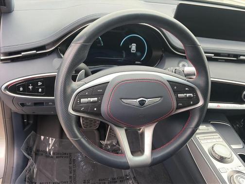 Savile Silver 2023 Genesis GV70 2.5T