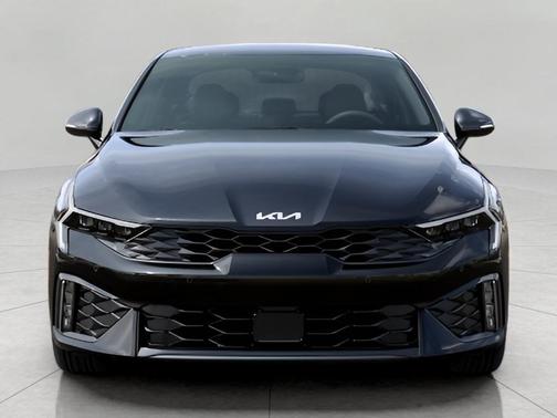 Aurora Black Pearl 2026 Kia K5 GT-Line