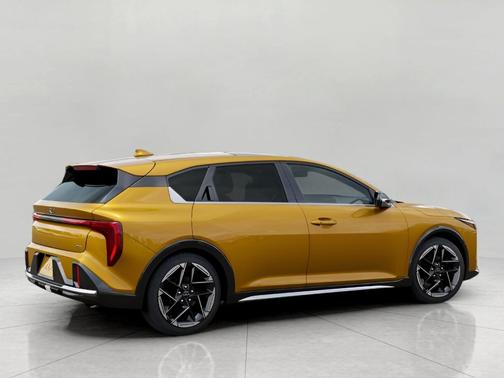 Sparkling 2026 Kia K4 GT-LINE