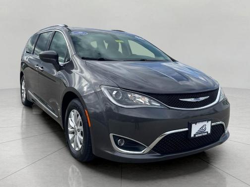 2018 Chrysler Pacifica Touring-L