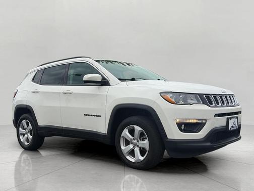 White Clearcoat 2019 Jeep Compass Latitude