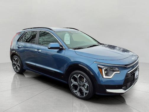 2025 Kia Niro Plug-In Hybrid SX Touring