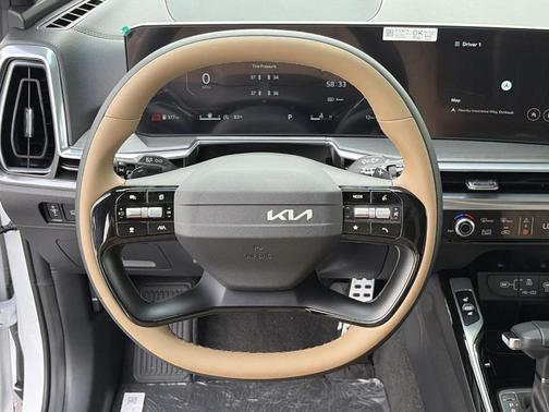 Glacial White Pearl 2026 Kia Sorento X-Line SX Prestige