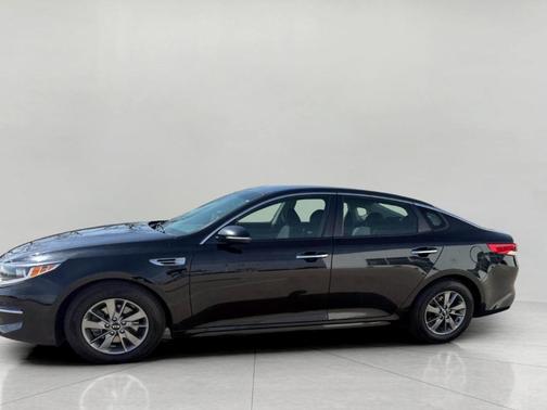 2017 Kia Optima LX Turbo