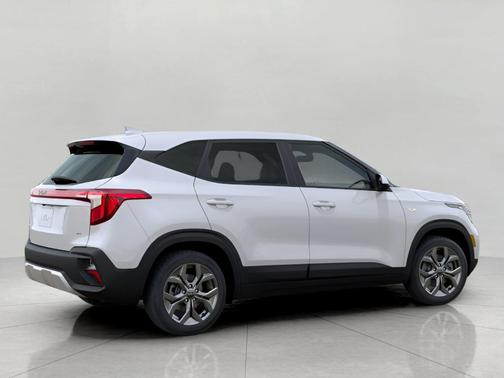 2025 Kia Seltos LX