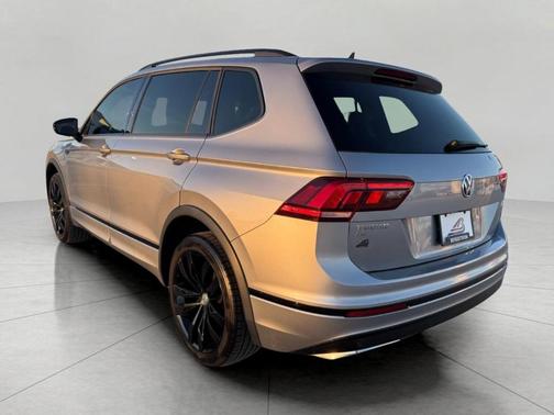 2020 Volkswagen Tiguan 2.0T SE R-Line Black