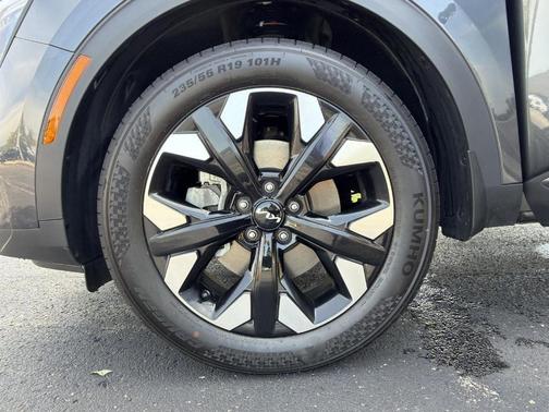 Gravity Gray 2023 Kia Sportage X-Line