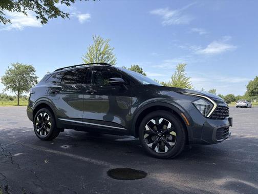 Gravity Gray 2023 Kia Sportage X-Line