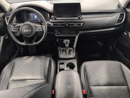 Neptune Blue 2022 Kia Seltos SX