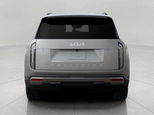 Ivory Silver 2027 Kia Telluride S
