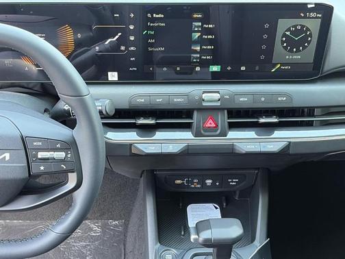 Aurora Black Pearl 2026 Kia K4 EX
