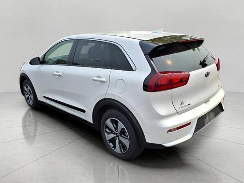 2017 Kia Niro FE