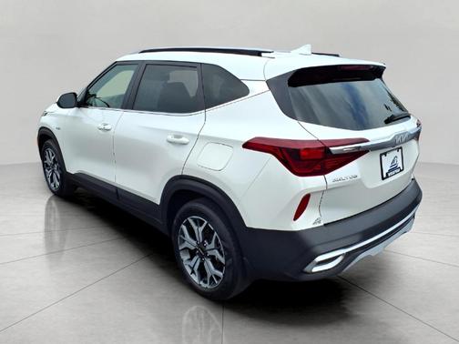2023 Kia Seltos EX