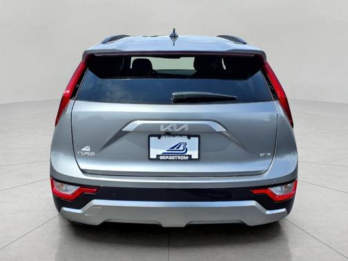 2023 Kia Niro EX