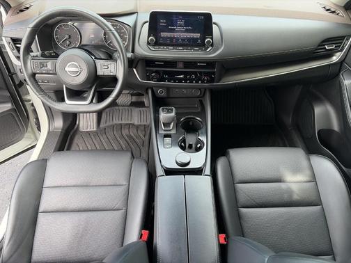White 2023 Nissan Rogue SV