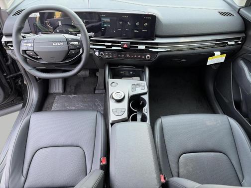 Fusion Orange 2027 Kia Sportage Hybrid