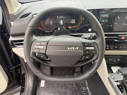 Ebony Black 2026 Kia Sportage EX