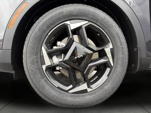 Metal 2026 Kia Sportage EX