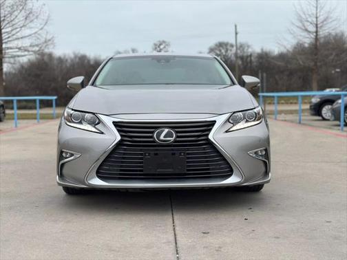 2017 Lexus ES 350 Base