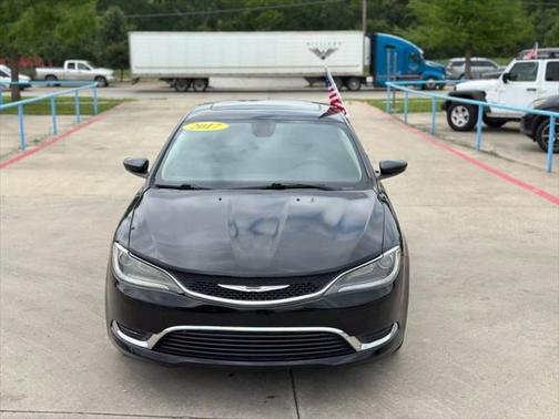 2017 Chrysler 200 Limited