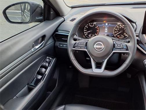 2024 Nissan Altima 2.0 SR
