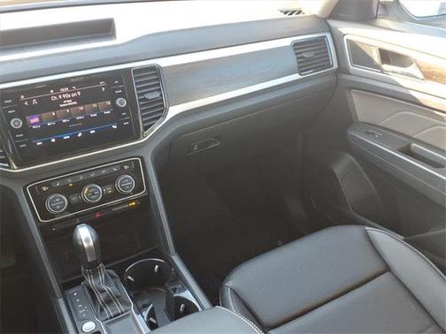 2023 Volkswagen Atlas 3.6L SE w/Technology