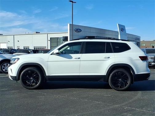 2023 Volkswagen Atlas 3.6L SE w/Technology