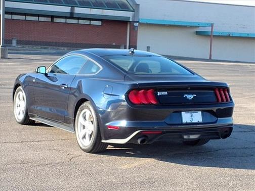 2021 Ford Mustang EcoBoost