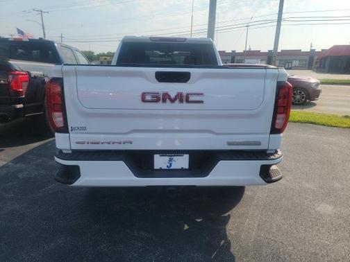 2022 GMC Sierra 1500 Limited Elevation