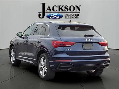 2021 Audi Q3 45 S line Premium