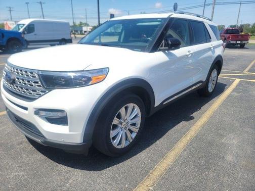 White Metallic 2021 Ford Explorer Limited