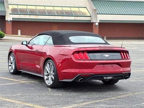 2022 Ford Mustang EcoBoost Premium