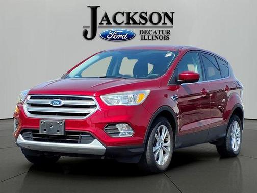 Ruby Red Metallic 2017 Ford Escape SE