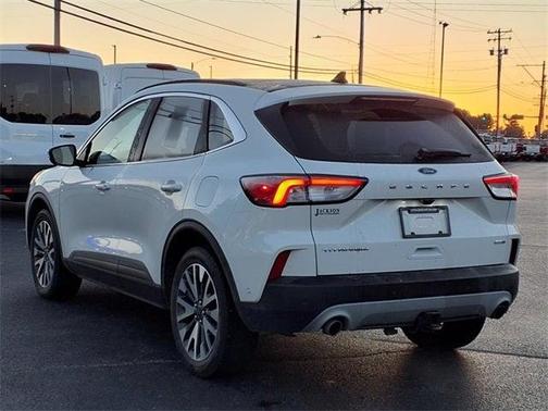 2020 Ford Escape Titanium