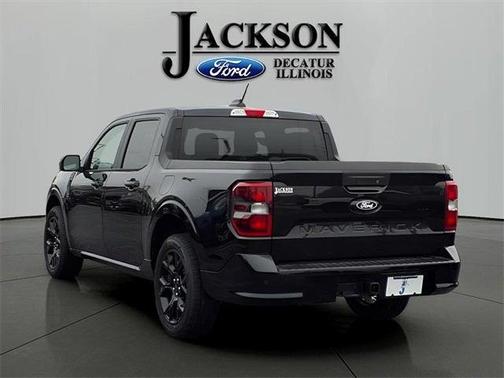 2025 Ford Maverick Lobo Standard