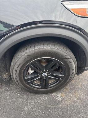 Black Metallic 2020 Ford Explorer XLT