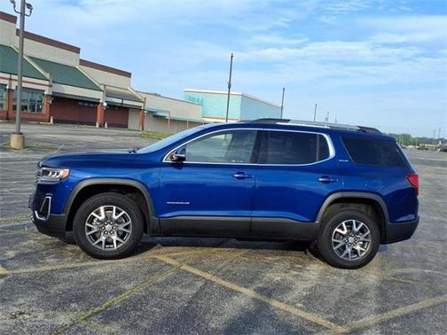 2023 GMC Acadia SLE
