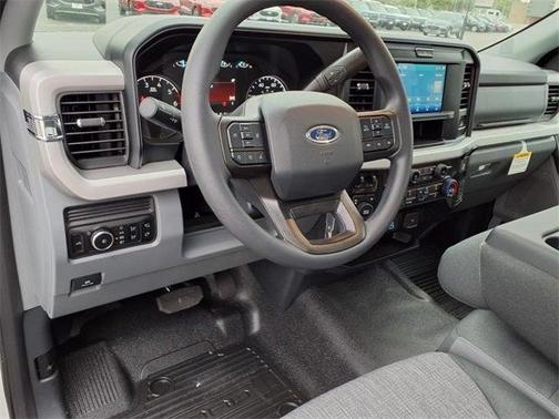2025 Ford F-350 XLT