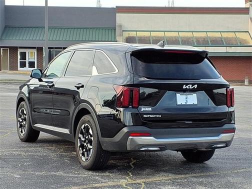 2024 Kia Sorento S