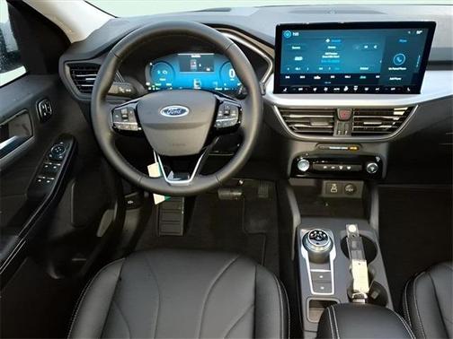 2026 Ford Escape Platinum