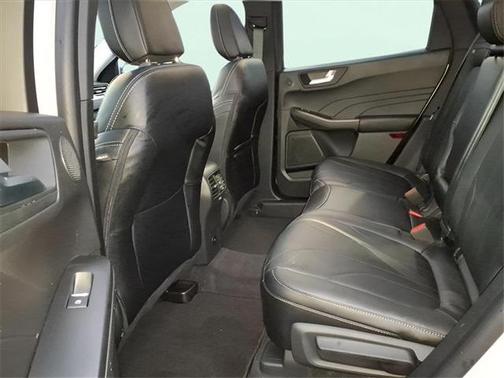 2026 Ford Escape Platinum