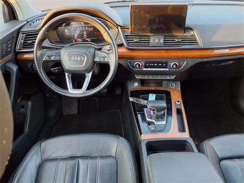 2022 Audi Q5 45 S line quattro Premium