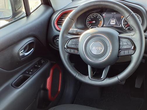 2022 Jeep Renegade Trailhawk