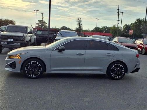 2022 Kia K5 GT-Line