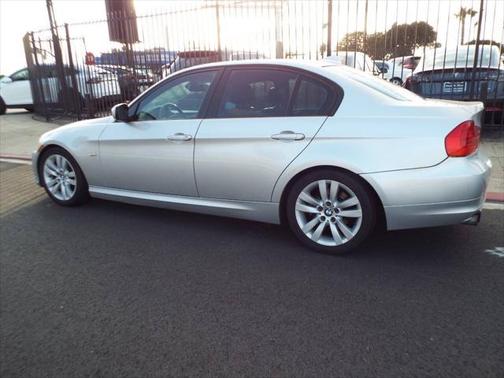 2009 BMW 328 328i 4dr Sedan SULEV