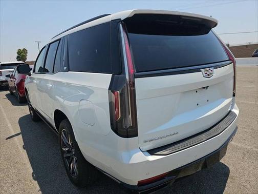 2023 Cadillac Escalade Sport Platinum