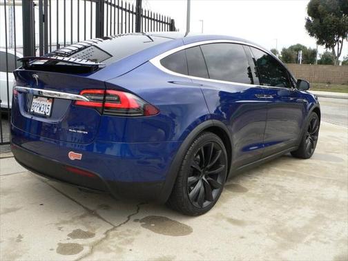 2020 Tesla Model X Long Range Plus Dual Motor All-Wheel Drive