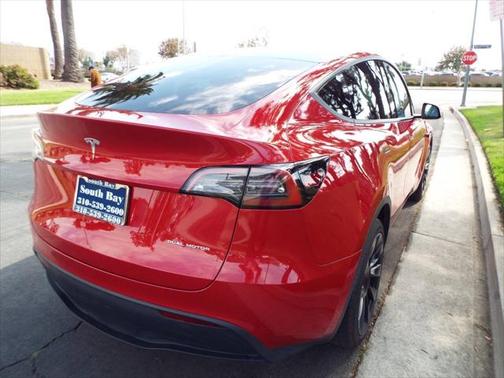 2023 Tesla Model Y Long Range Dual Motor All-Wheel Drive