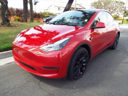2023 Tesla Model Y Long Range Dual Motor All-Wheel Drive